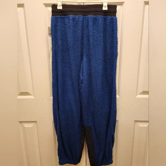 Free People Cuddle Up Pants- size Medium-NWT 💙 - Picture 2 of 8